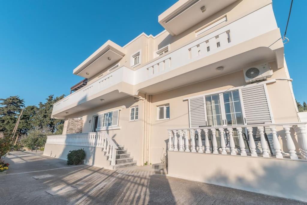 شقة Dion House بساليدي المظهر الخارجي الصورة